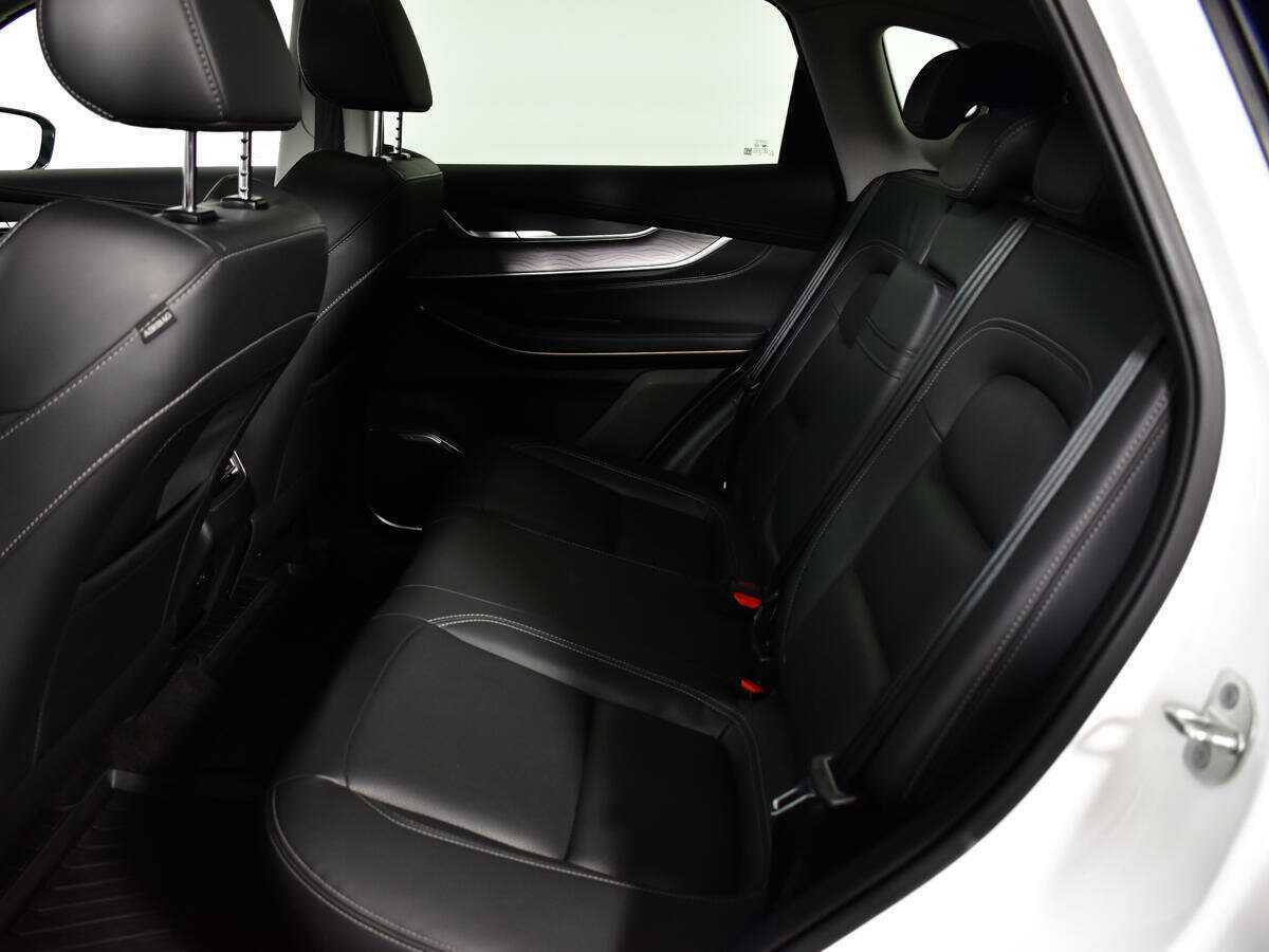 Купить EXEED LX с пробегом. Фото: #5