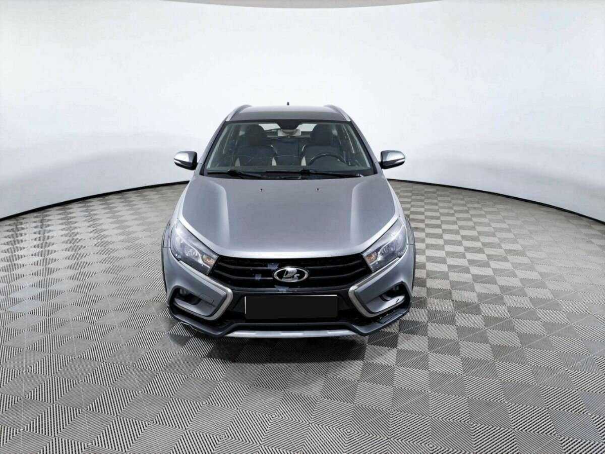Купить Lada (ВАЗ) Vesta с пробегом. Фото: #1