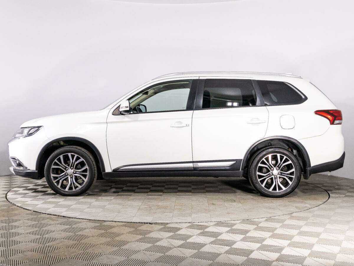 Купить Mitsubishi Outlander с пробегом. Фото: #7