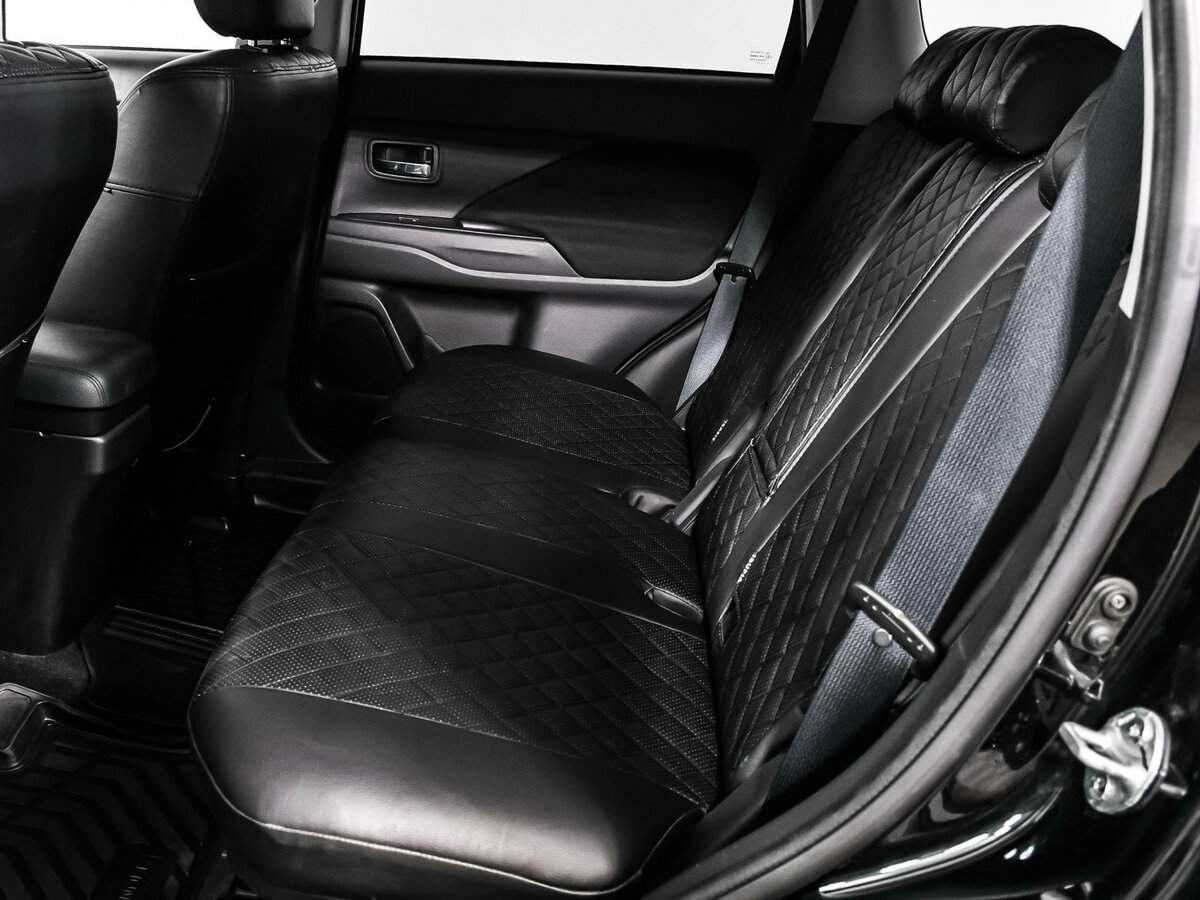 Купить Mitsubishi Outlander с пробегом. Фото: #12