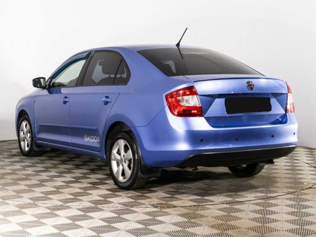 Купить Skoda Rapid с пробегом. Фото: #6