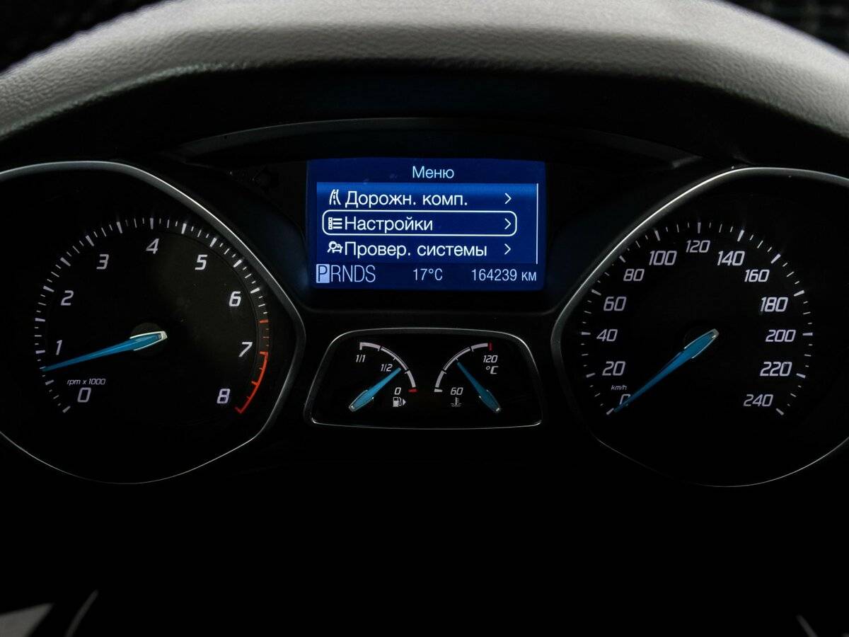 Купить Ford Focus с пробегом. Фото: #18