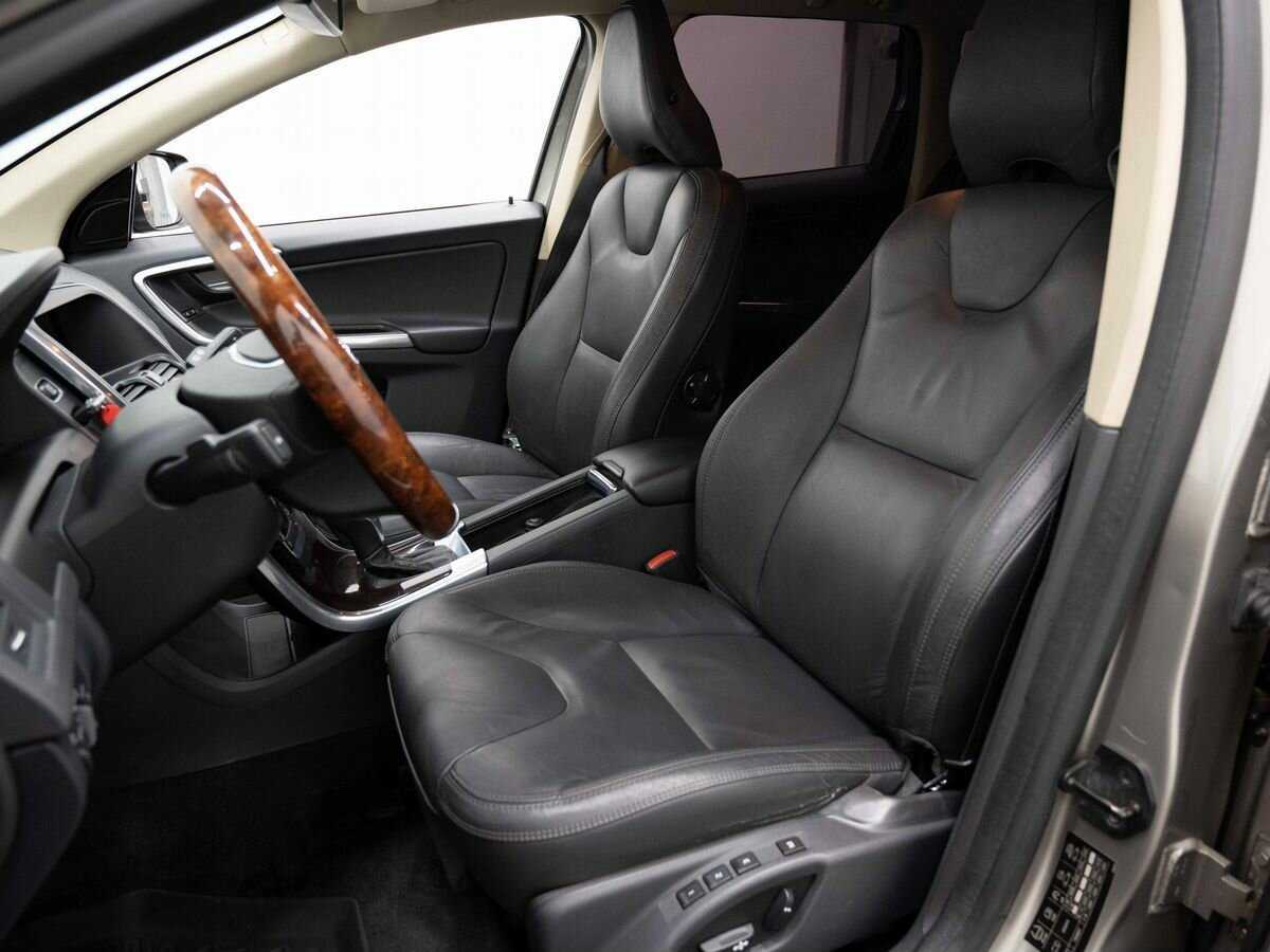 Купить Volvo XC60 с пробегом. Фото: #7