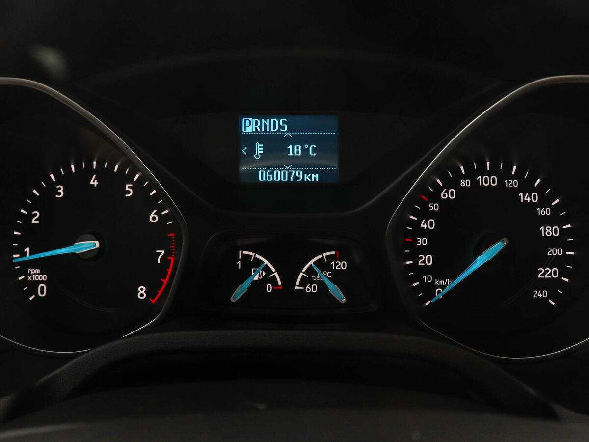 Купить Ford Focus с пробегом. Фото: #10
