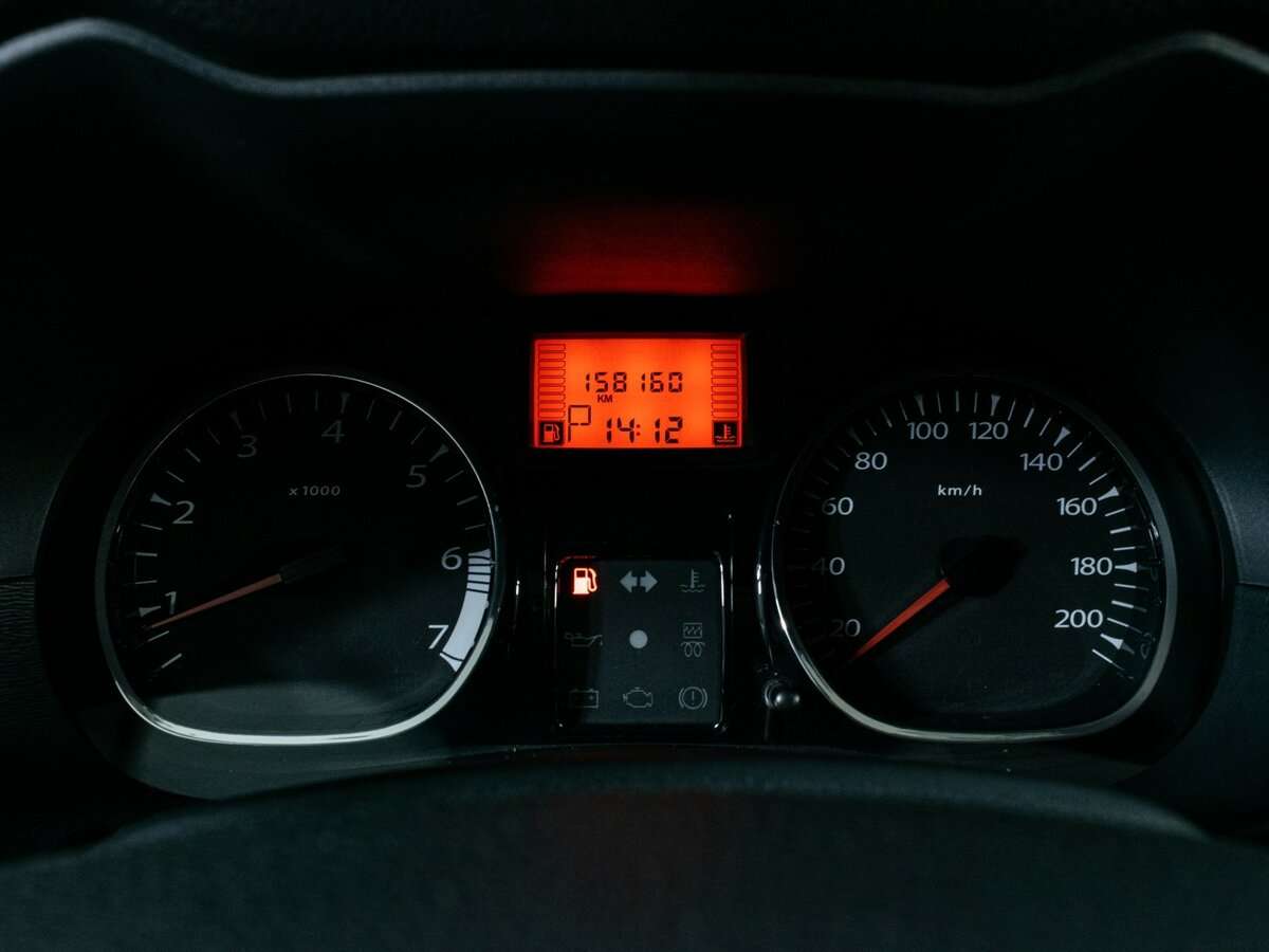 Купить Renault Duster с пробегом. Фото: #9