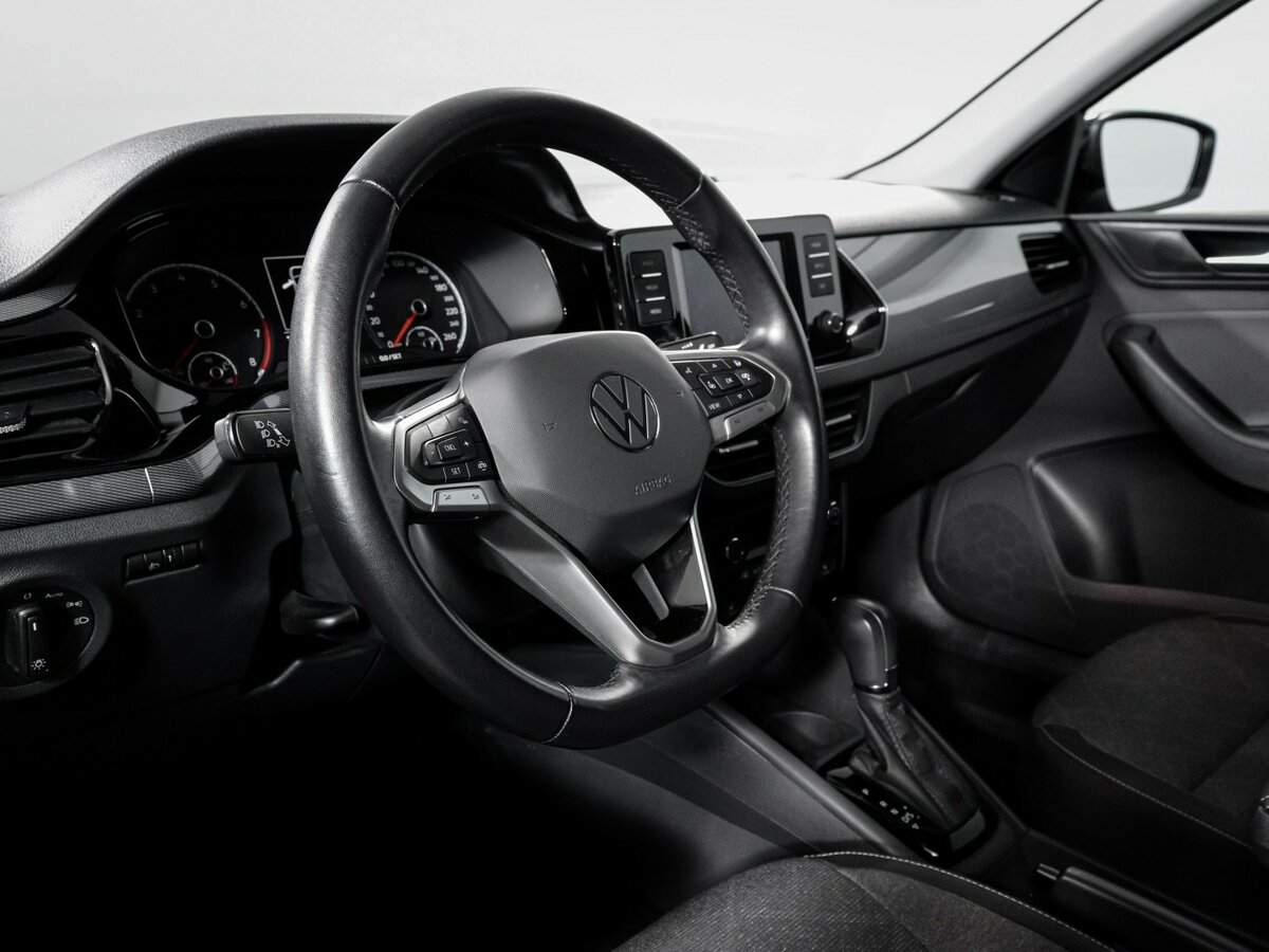 Купить Volkswagen Polo с пробегом. Фото: #12