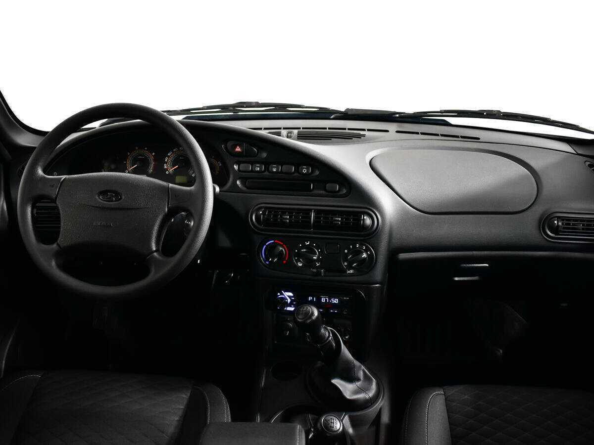 Купить Lada (ВАЗ) Niva с пробегом. Фото: #11