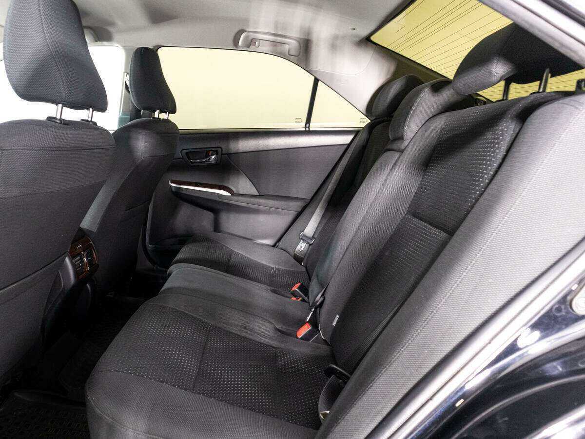 Купить Toyota Camry с пробегом. Фото: #7