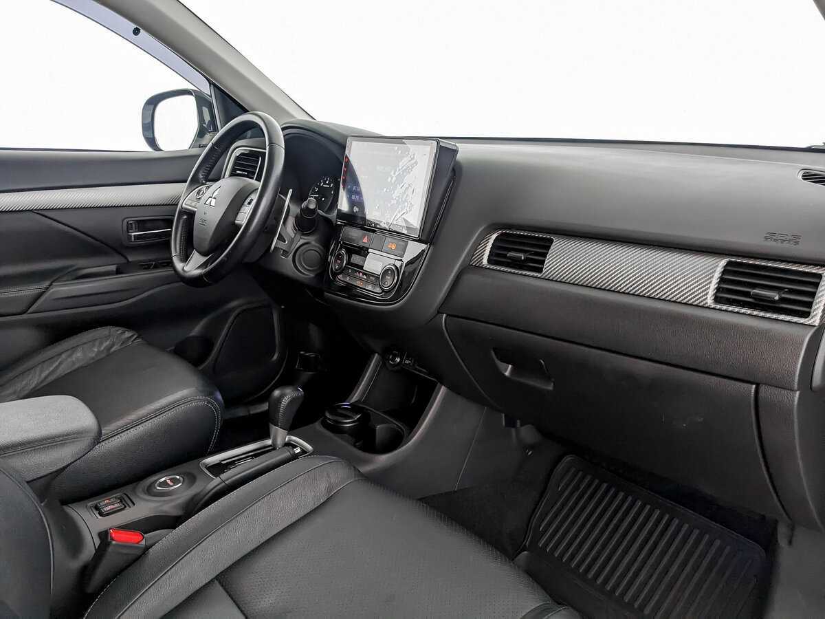 Купить Mitsubishi Outlander с пробегом. Фото: #8
