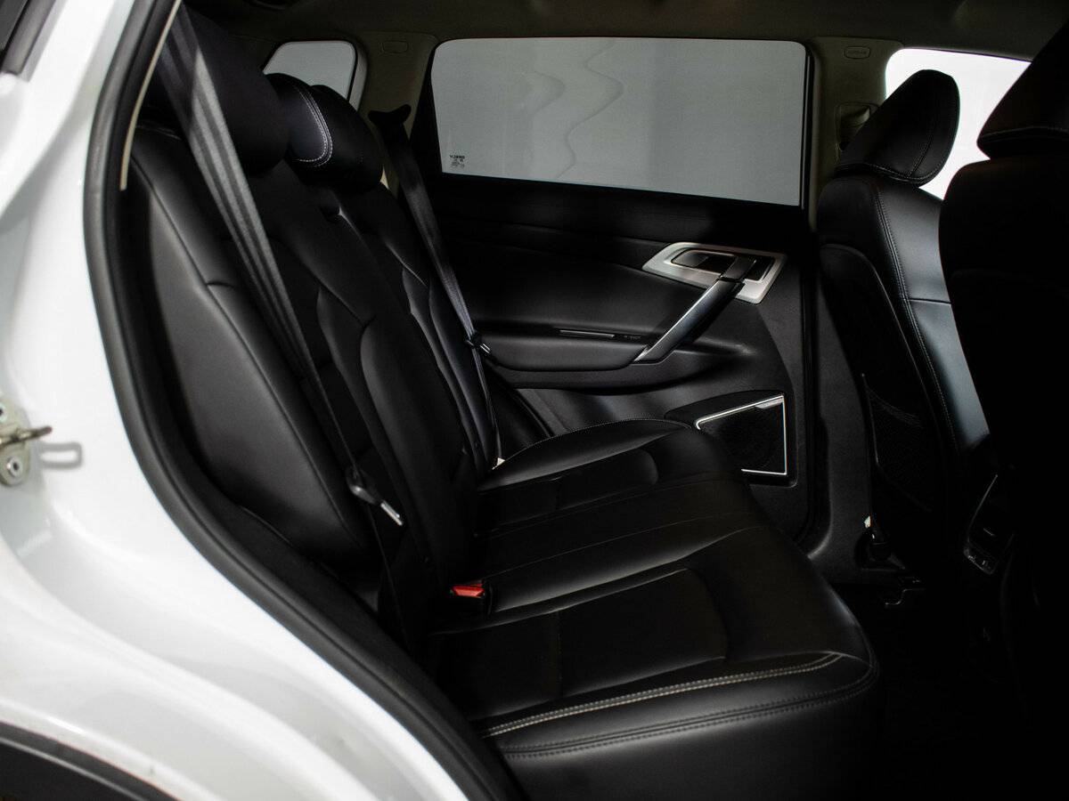 Купить Geely Atlas с пробегом. Фото: #8