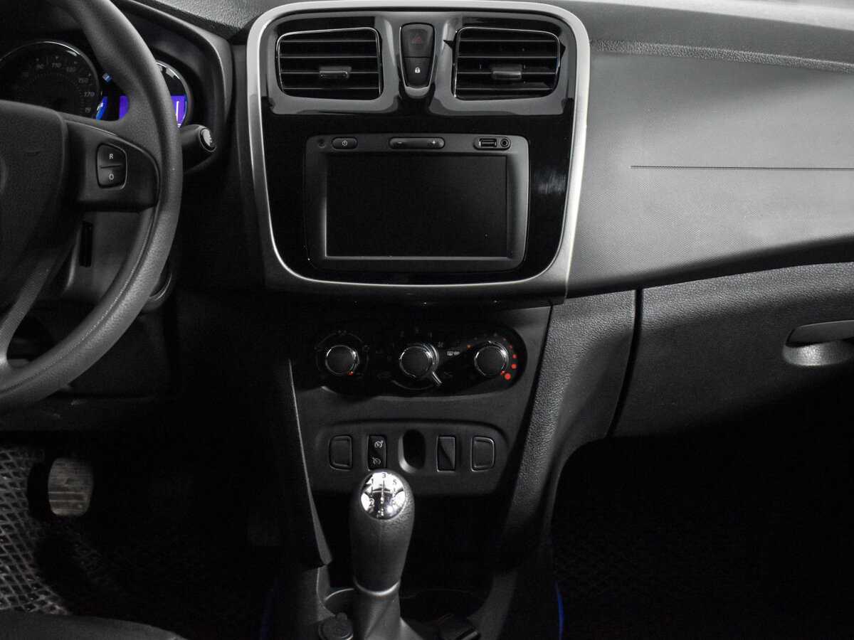 Купить Renault Sandero с пробегом. Фото: #14