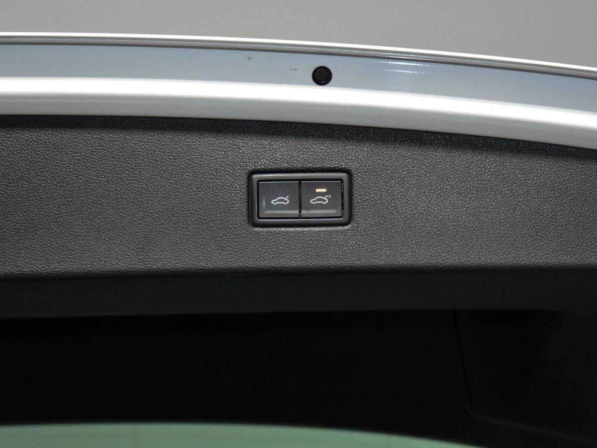Купить Volkswagen Tiguan с пробегом. Фото: #17