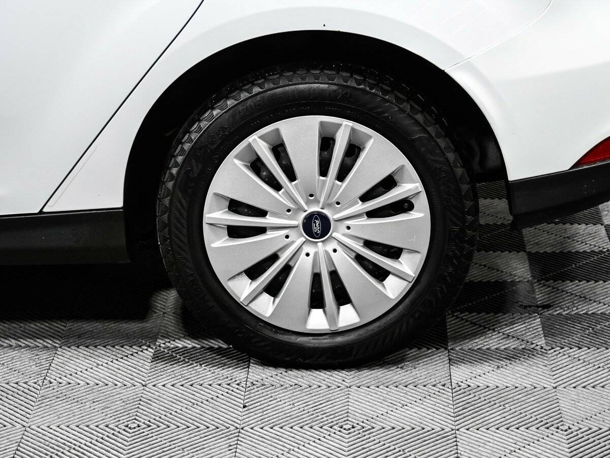 Купить Ford Focus с пробегом. Фото: #13