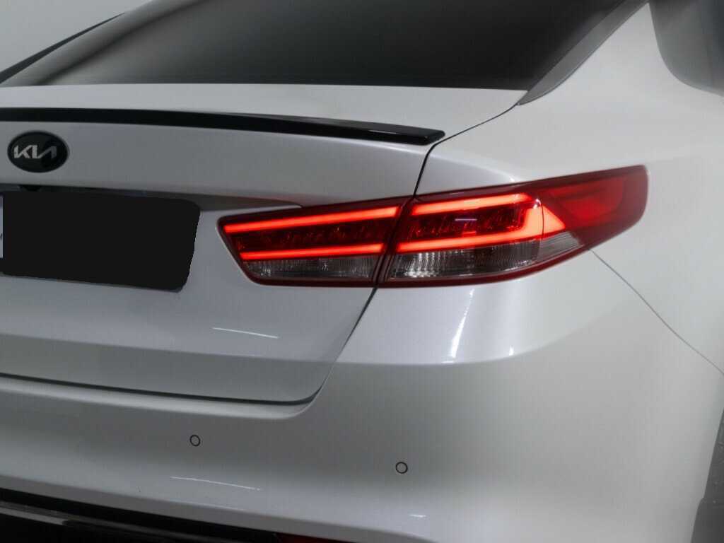 Купить Kia Optima с пробегом. Фото: #17