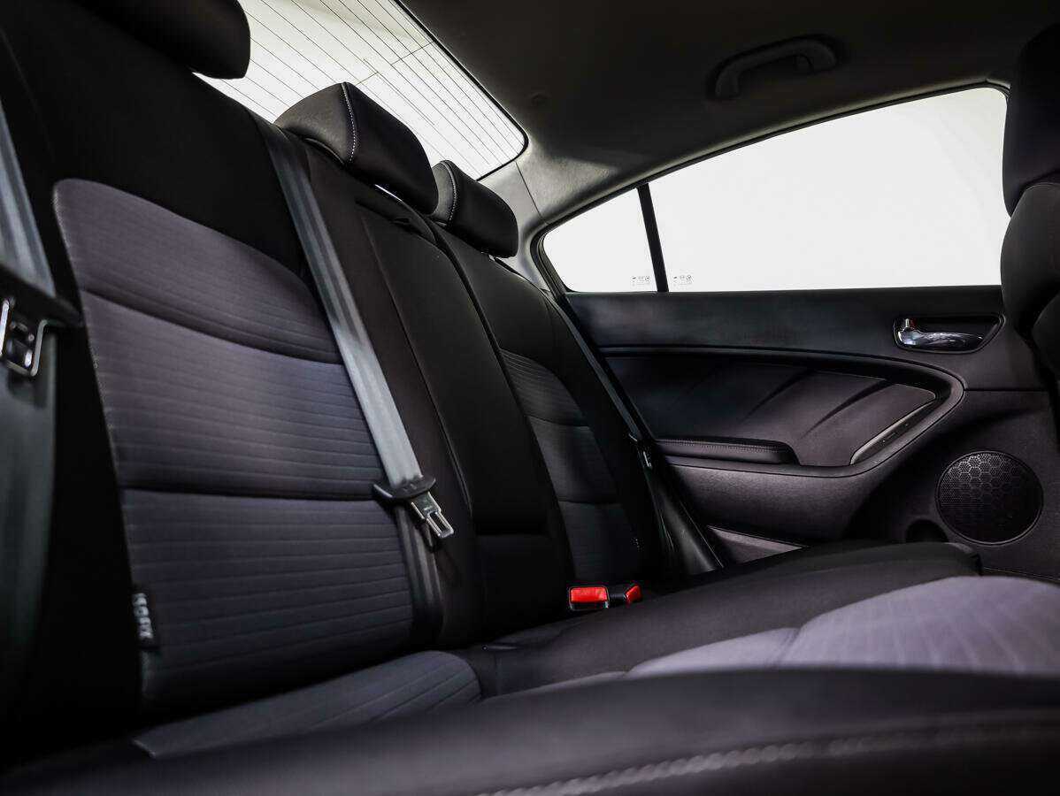Купить Kia Cerato с пробегом. Фото: #11