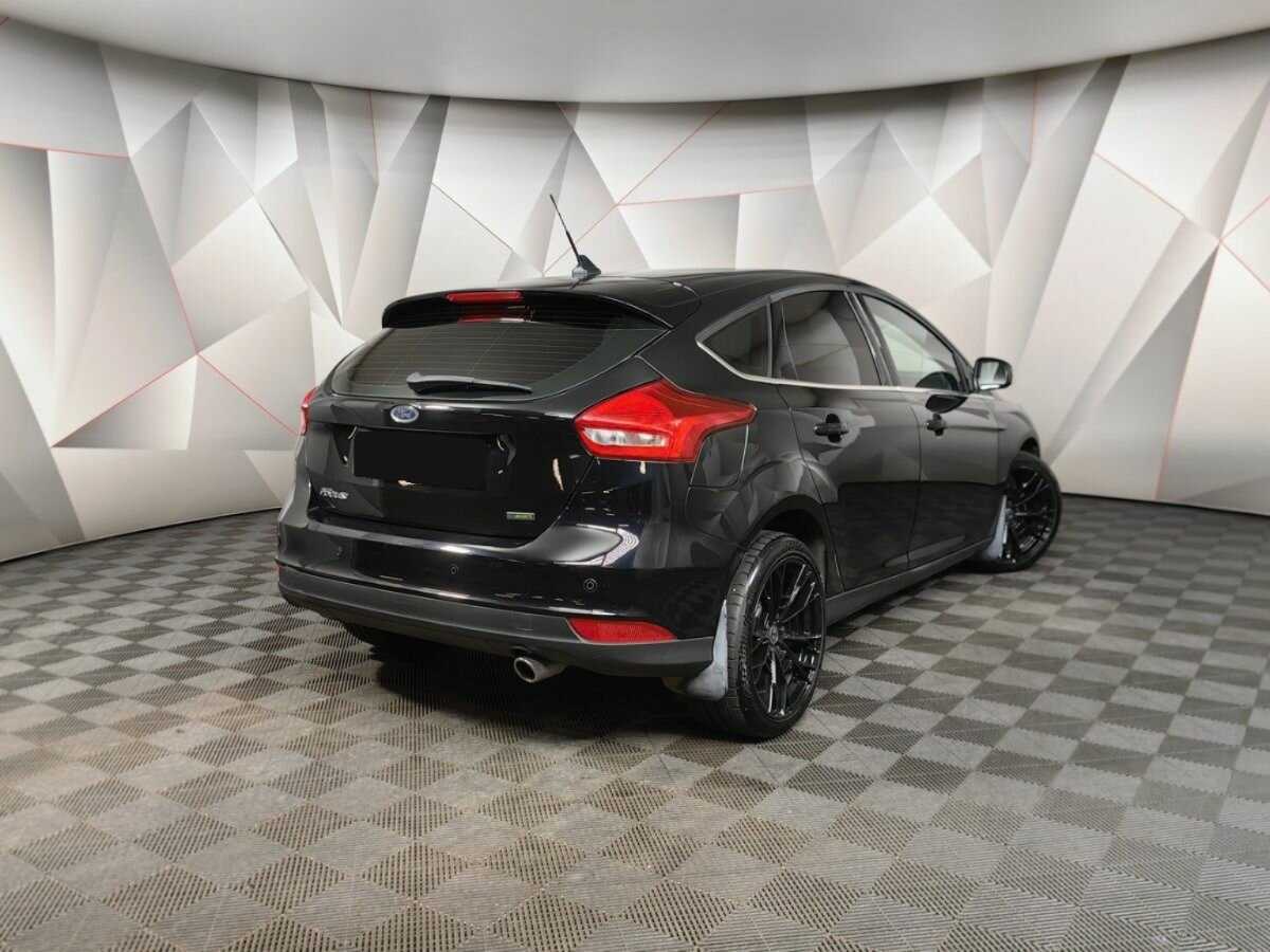 Купить Ford Focus с пробегом. Фото: #1