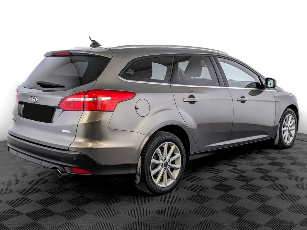 Купить Ford Focus с пробегом. Фото: #4