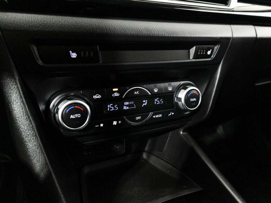 Купить Mazda 3 с пробегом. Фото: #16