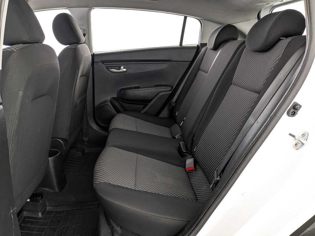 Купить Kia Rio с пробегом. Фото: #14
