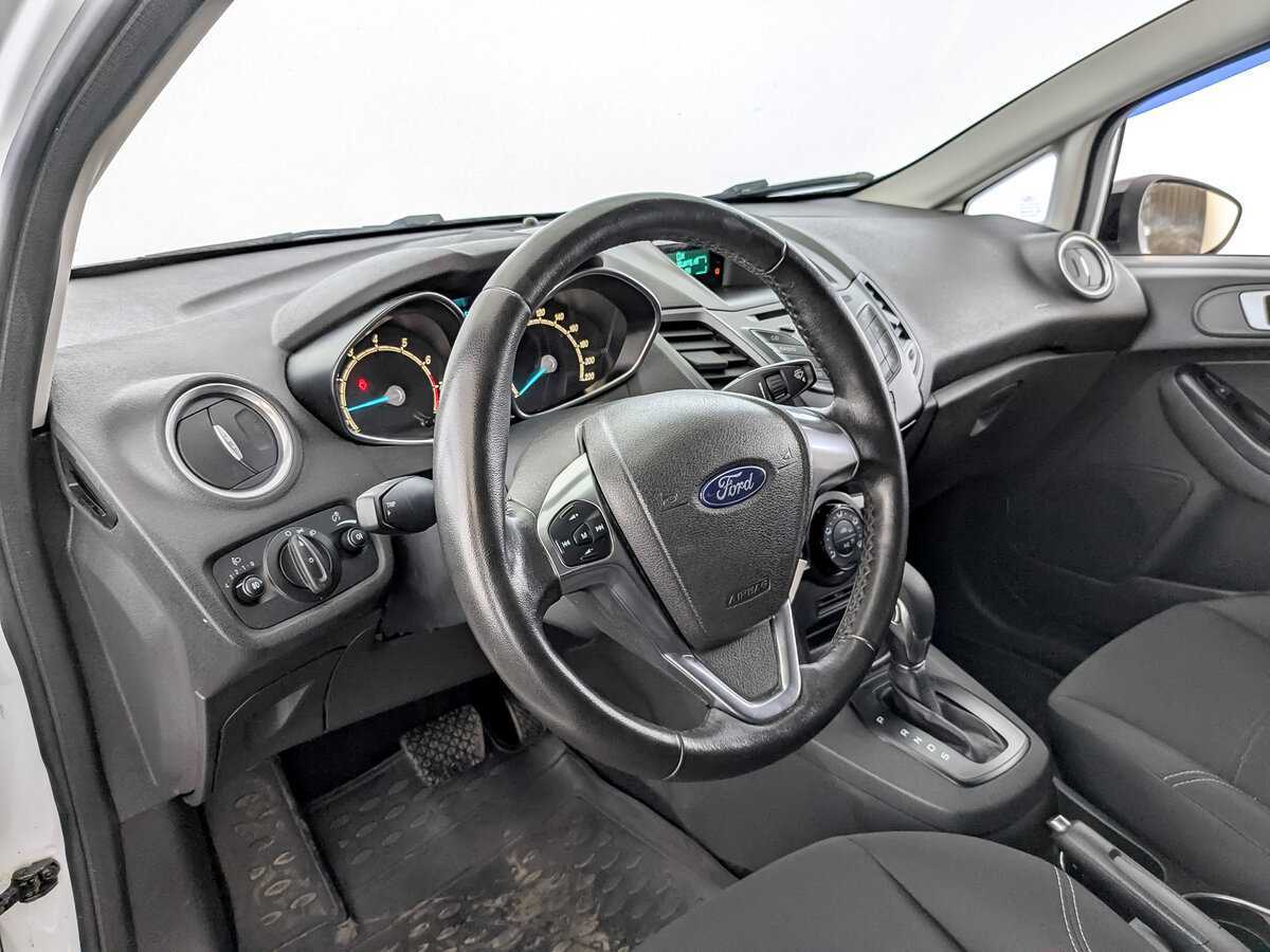 Купить Ford Fiesta с пробегом. Фото: #15