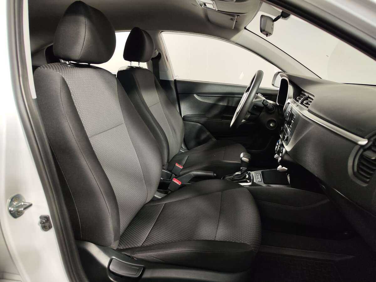 Купить Kia Rio с пробегом. Фото: #8