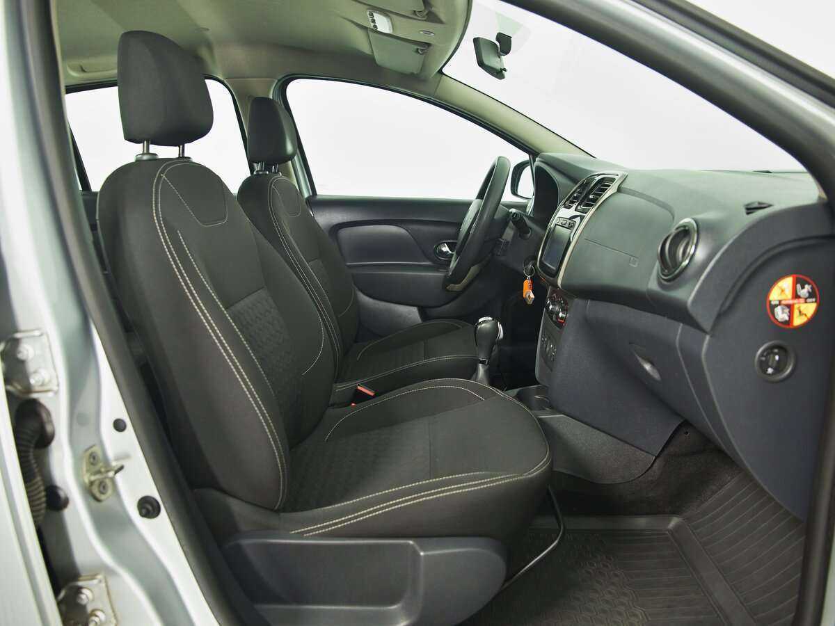 Купить Renault Logan с пробегом. Фото: #15