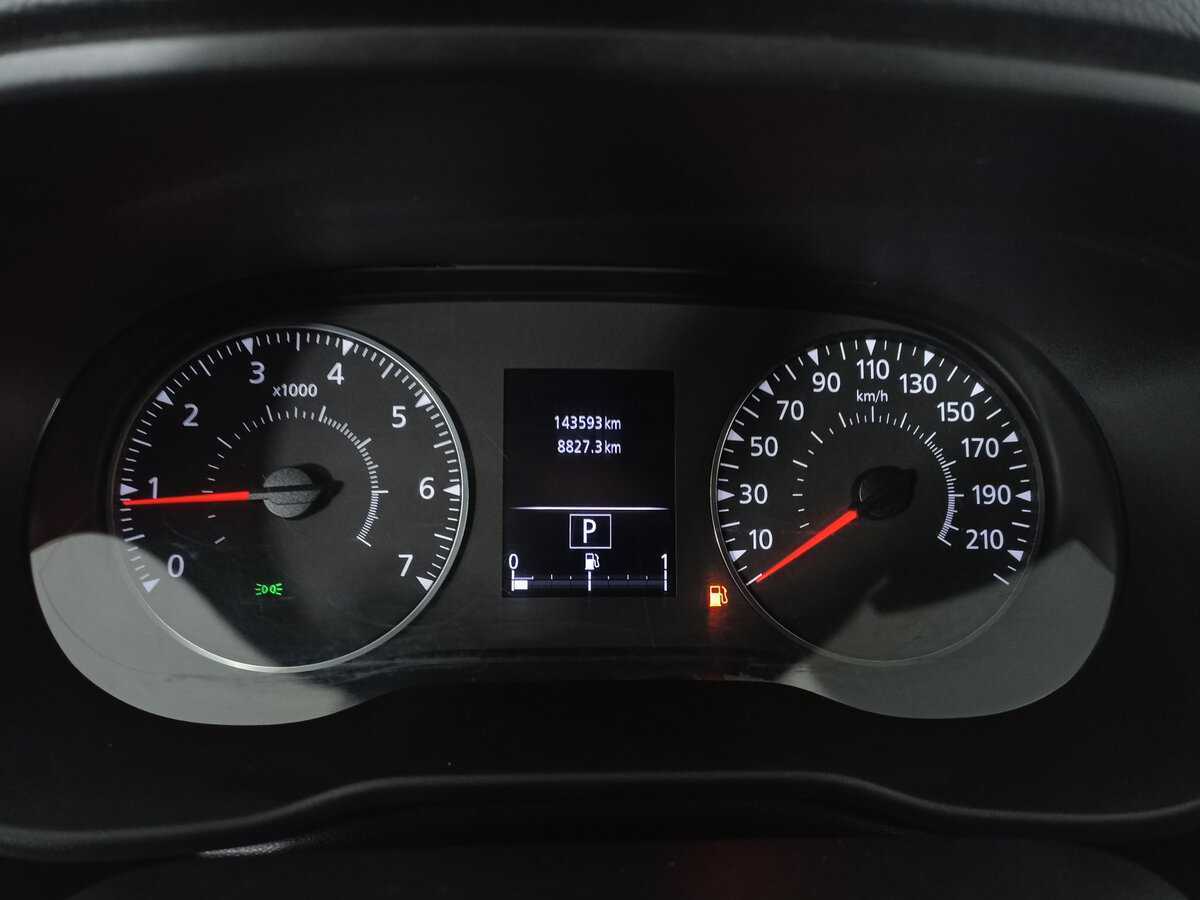 Купить Renault Duster с пробегом. Фото: #10