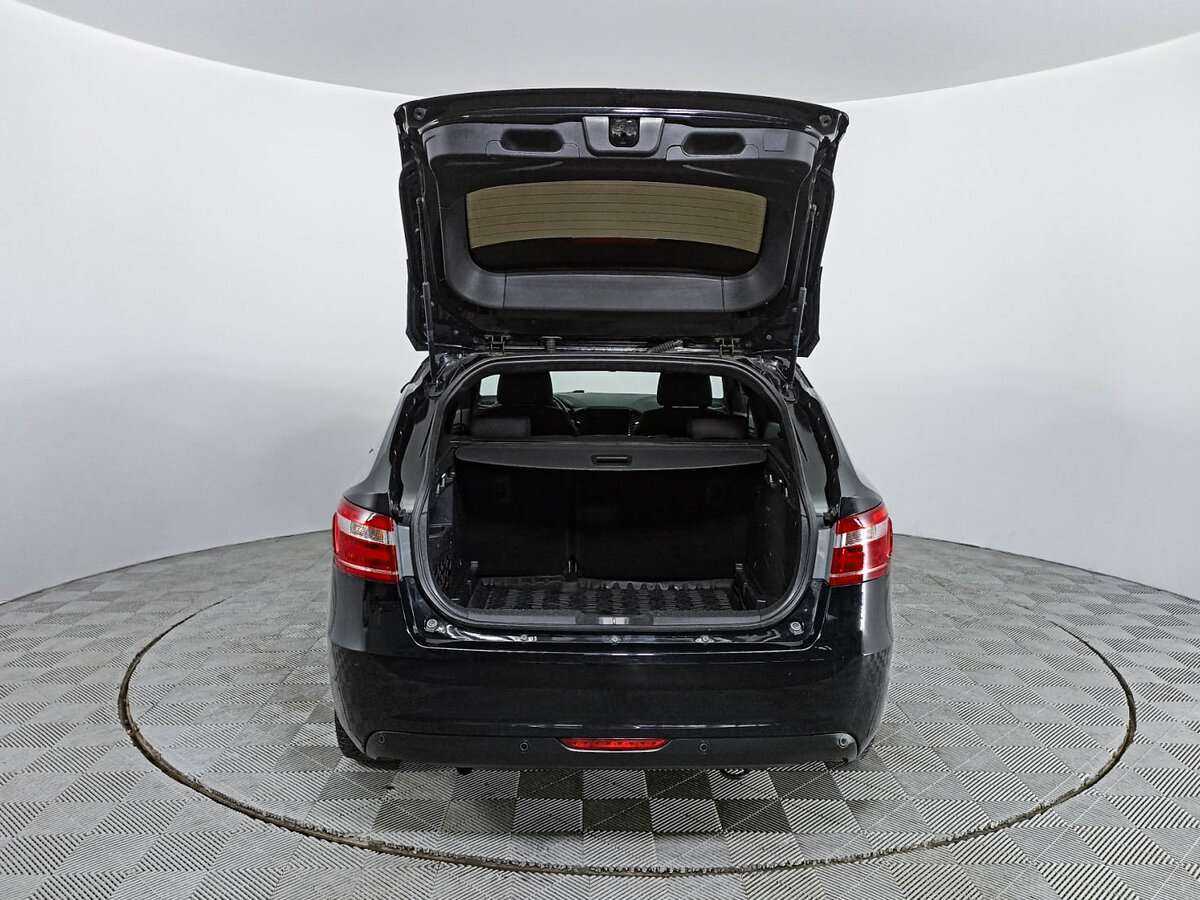 Купить Lada (ВАЗ) Vesta с пробегом. Фото: #9