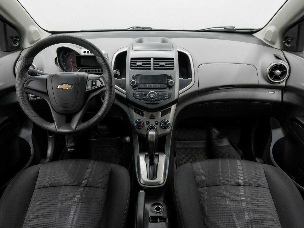Купить Chevrolet Aveo с пробегом. Фото: #6