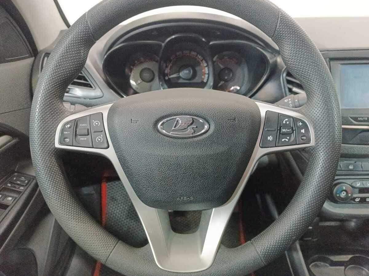 Купить Lada (ВАЗ) Vesta с пробегом. Фото: #11