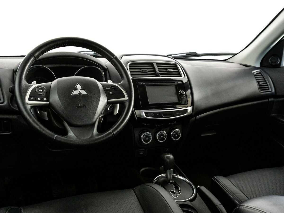 Купить Mitsubishi ASX с пробегом. Фото: #10