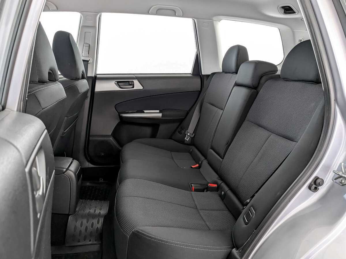 Купить Subaru Forester с пробегом. Фото: #9