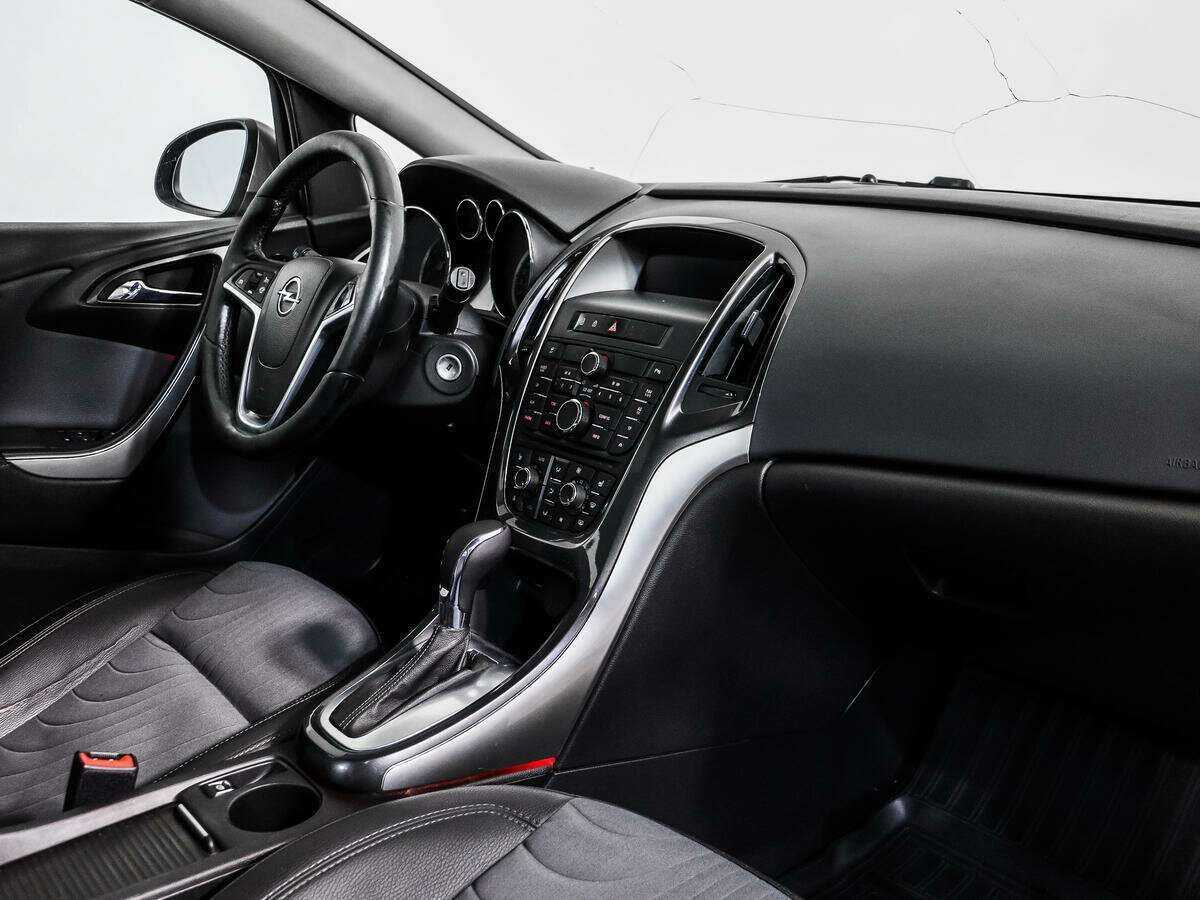 Купить Opel Astra с пробегом. Фото: #10