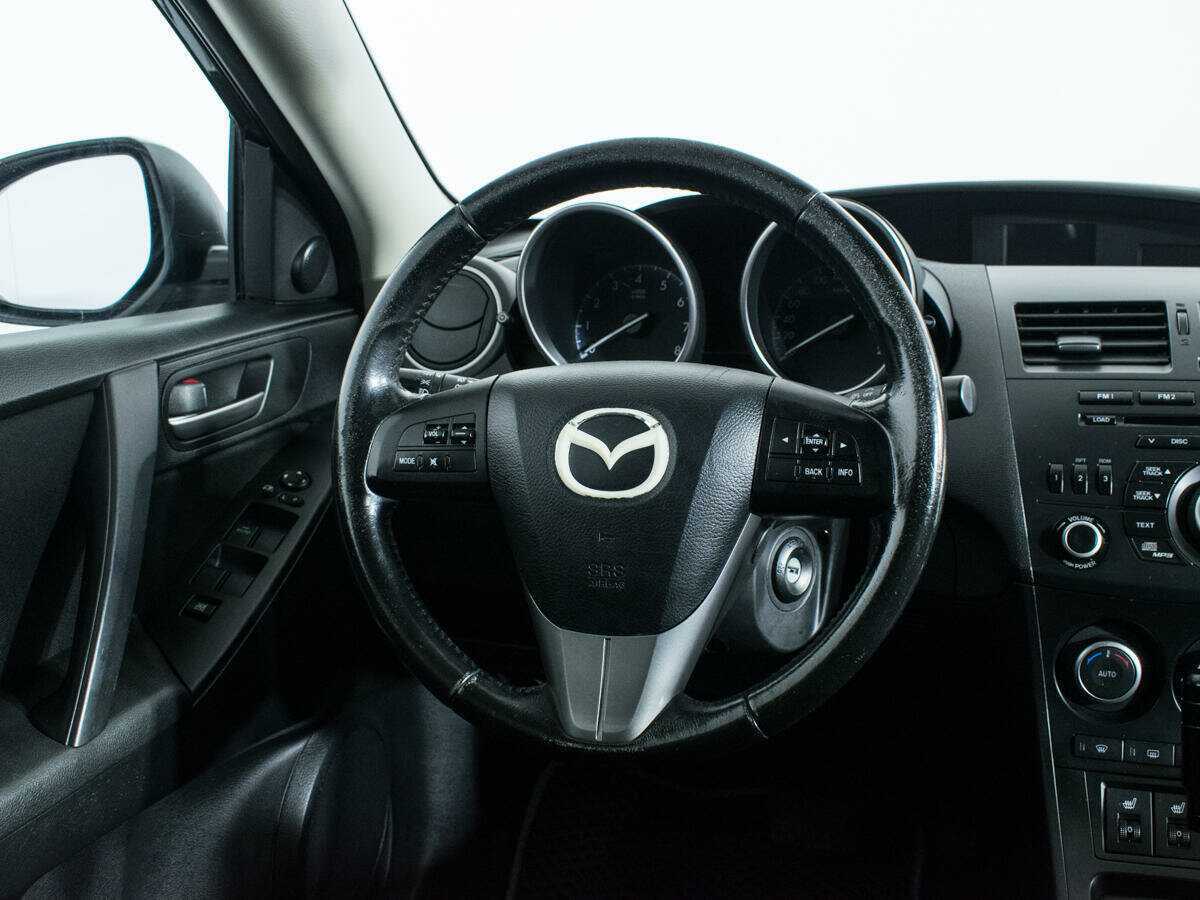 Купить Mazda 3 с пробегом. Фото: #13