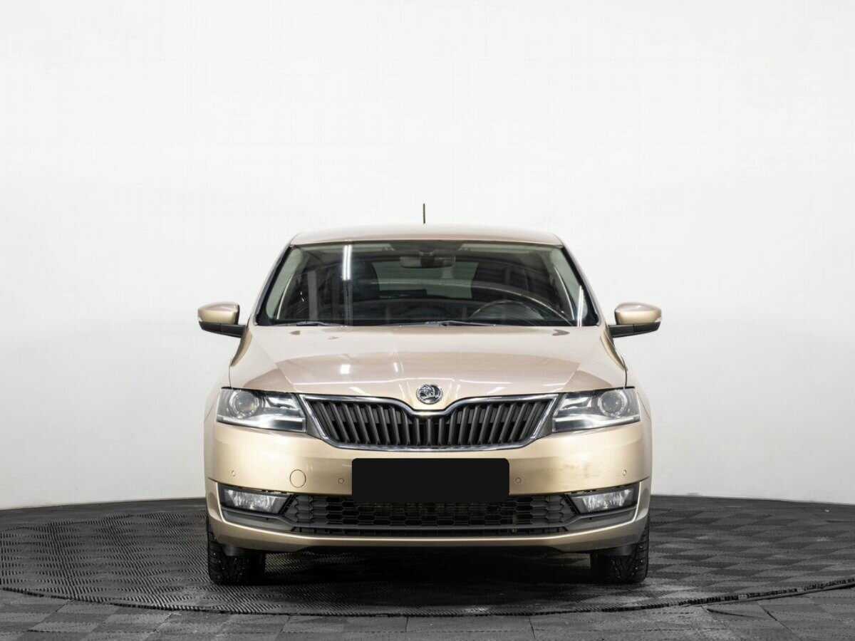 Купить Skoda Rapid с пробегом. Фото: #1