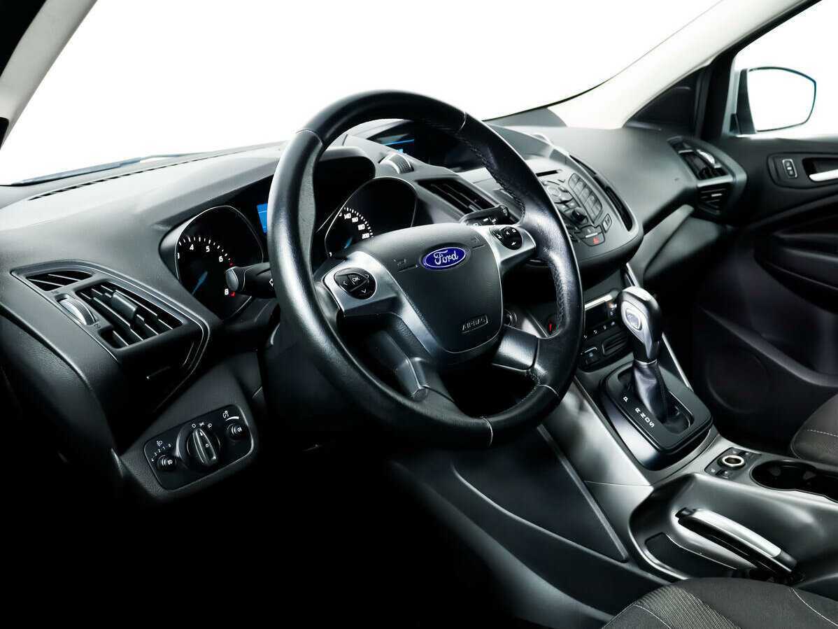 Купить Ford Kuga с пробегом. Фото: #12