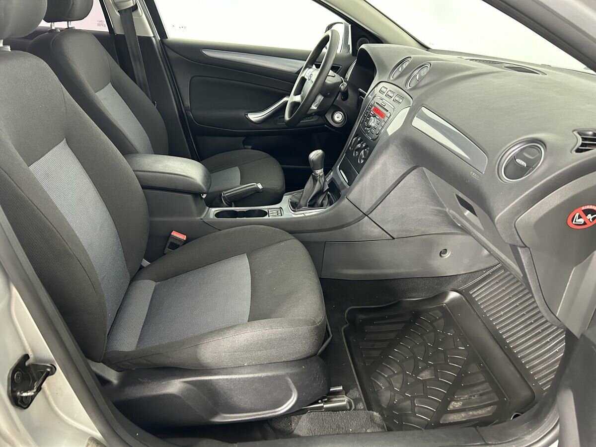 Купить Ford Mondeo с пробегом. Фото: #13