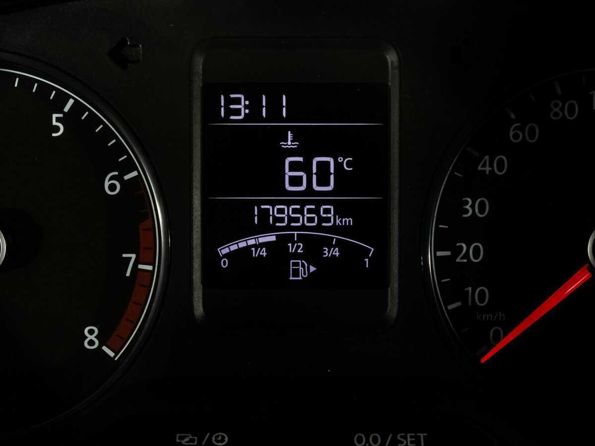 Купить Volkswagen Polo с пробегом. Фото: #12