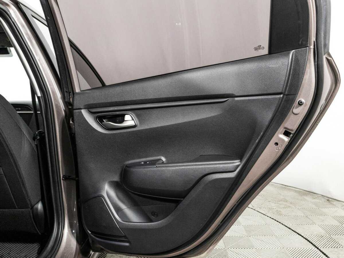 Купить Kia Rio с пробегом. Фото: #24