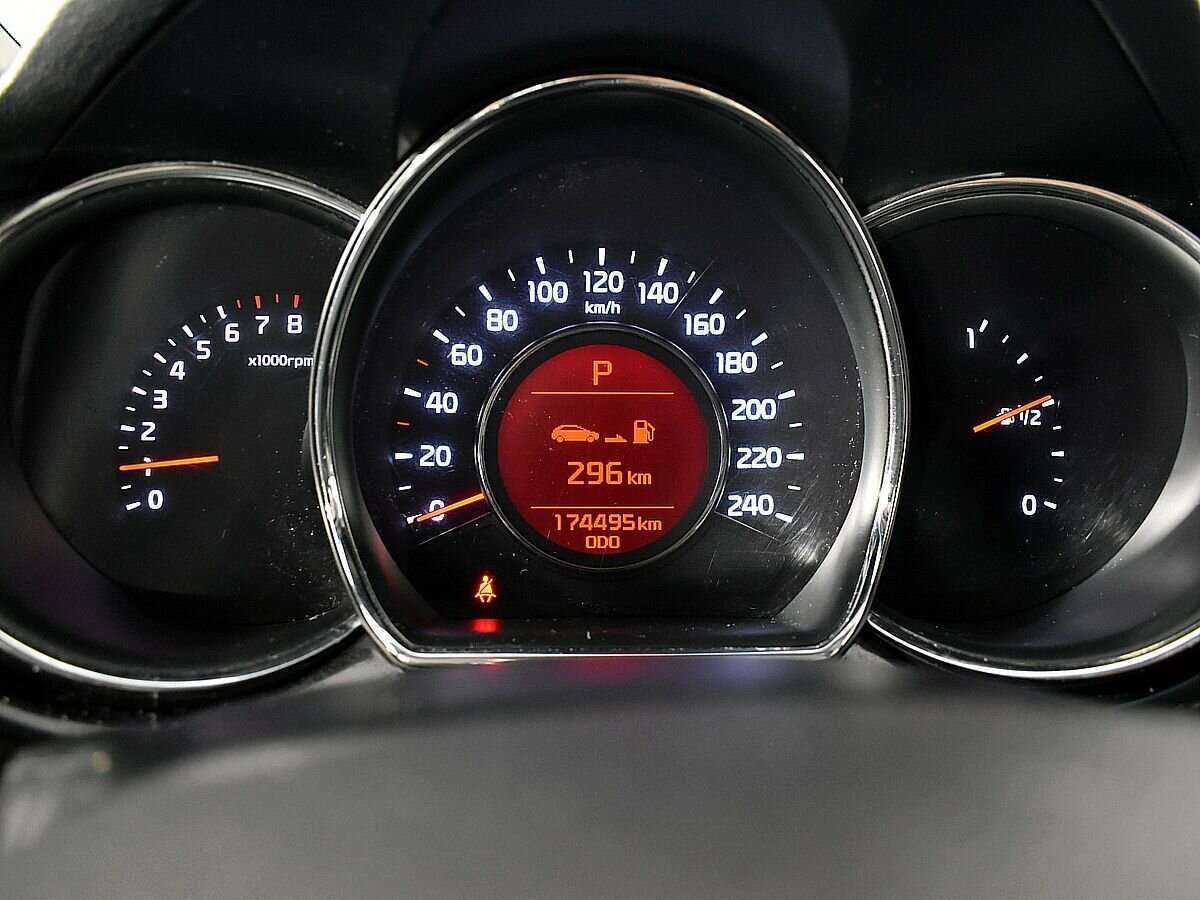 Купить Kia Ceed с пробегом. Фото: #11