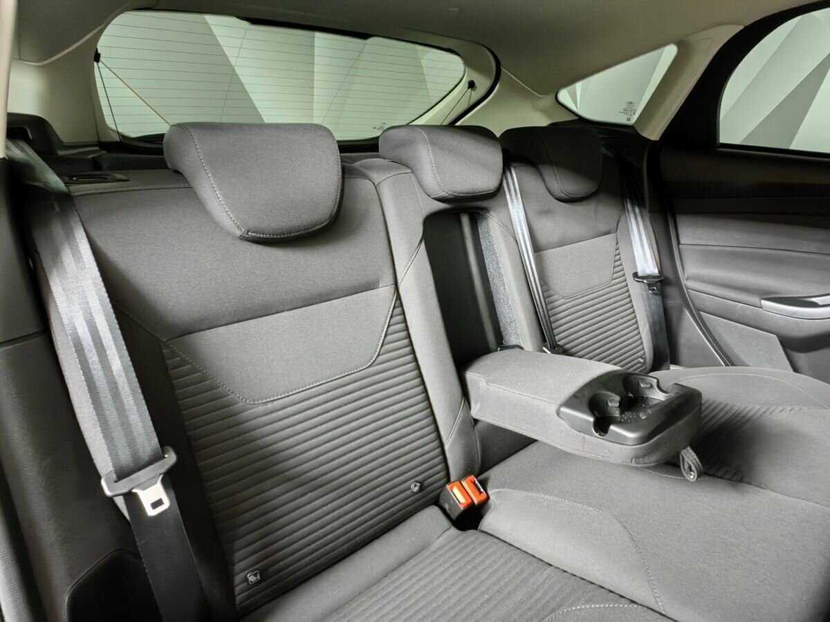 Купить Ford Focus с пробегом. Фото: #12