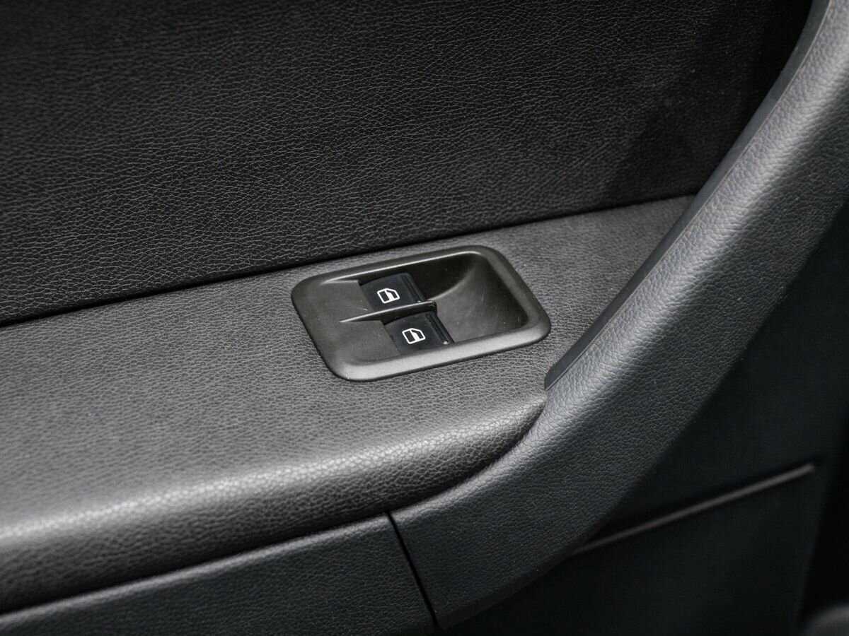 Купить Skoda Yeti с пробегом. Фото: #15