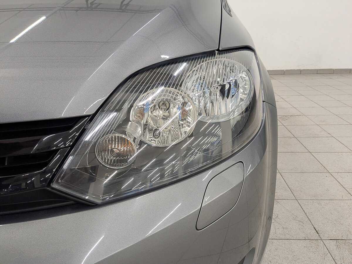 Купить Volkswagen Golf Plus с пробегом. Фото: #10