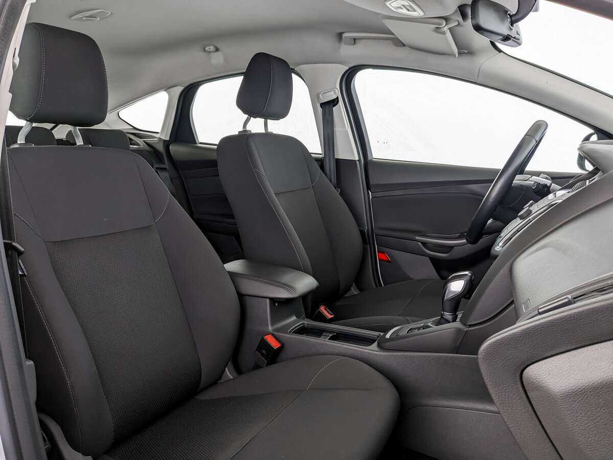 Купить Ford Focus с пробегом. Фото: #18