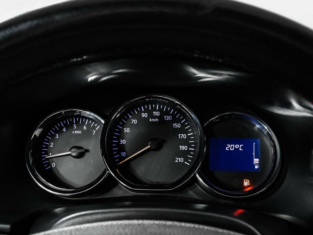 Купить Renault Logan с пробегом. Фото: #9