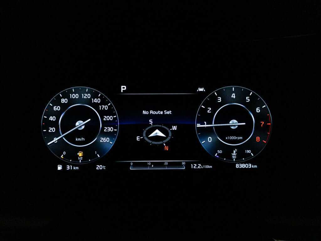 Купить Kia K5 с пробегом. Фото: #12