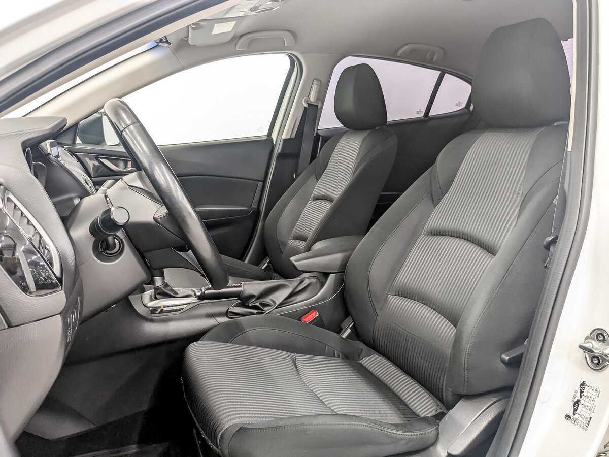 Купить Mazda 3 с пробегом. Фото: #19