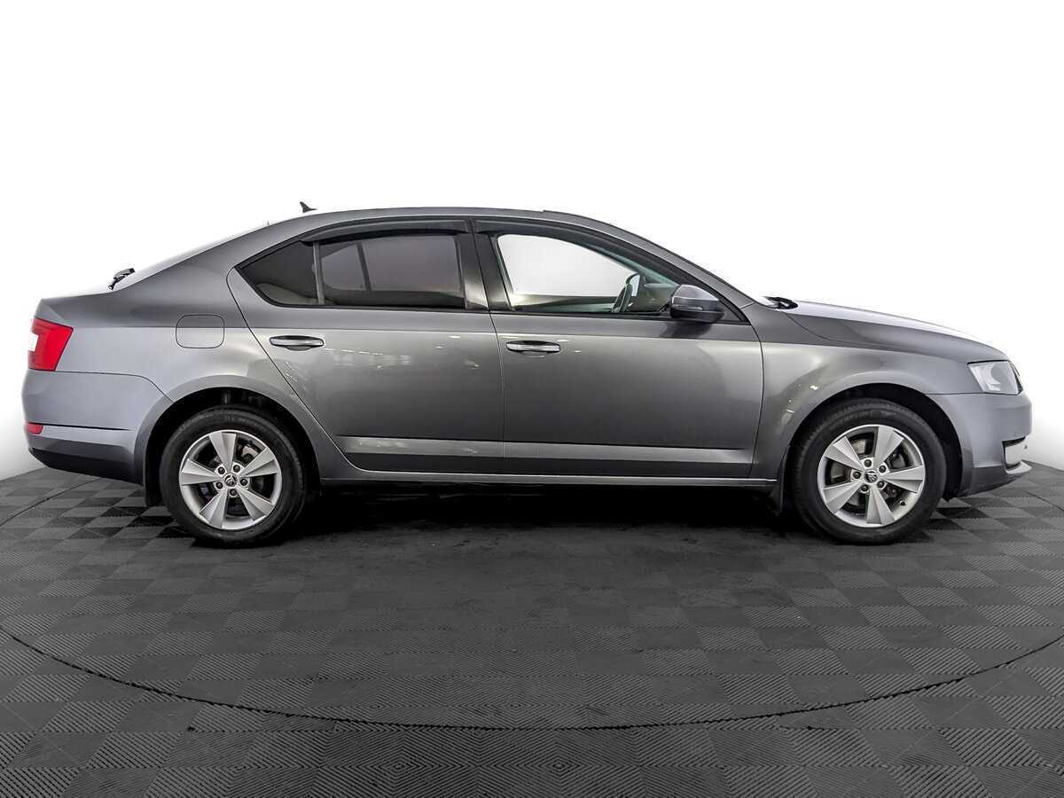 Купить Skoda Octavia с пробегом. Фото: #3