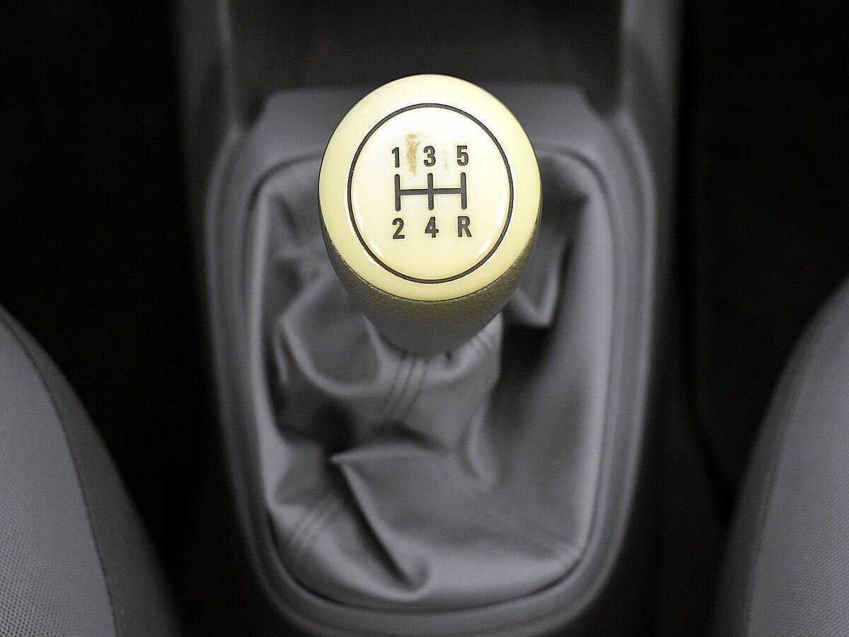 Купить Chevrolet Cobalt с пробегом. Фото: #11