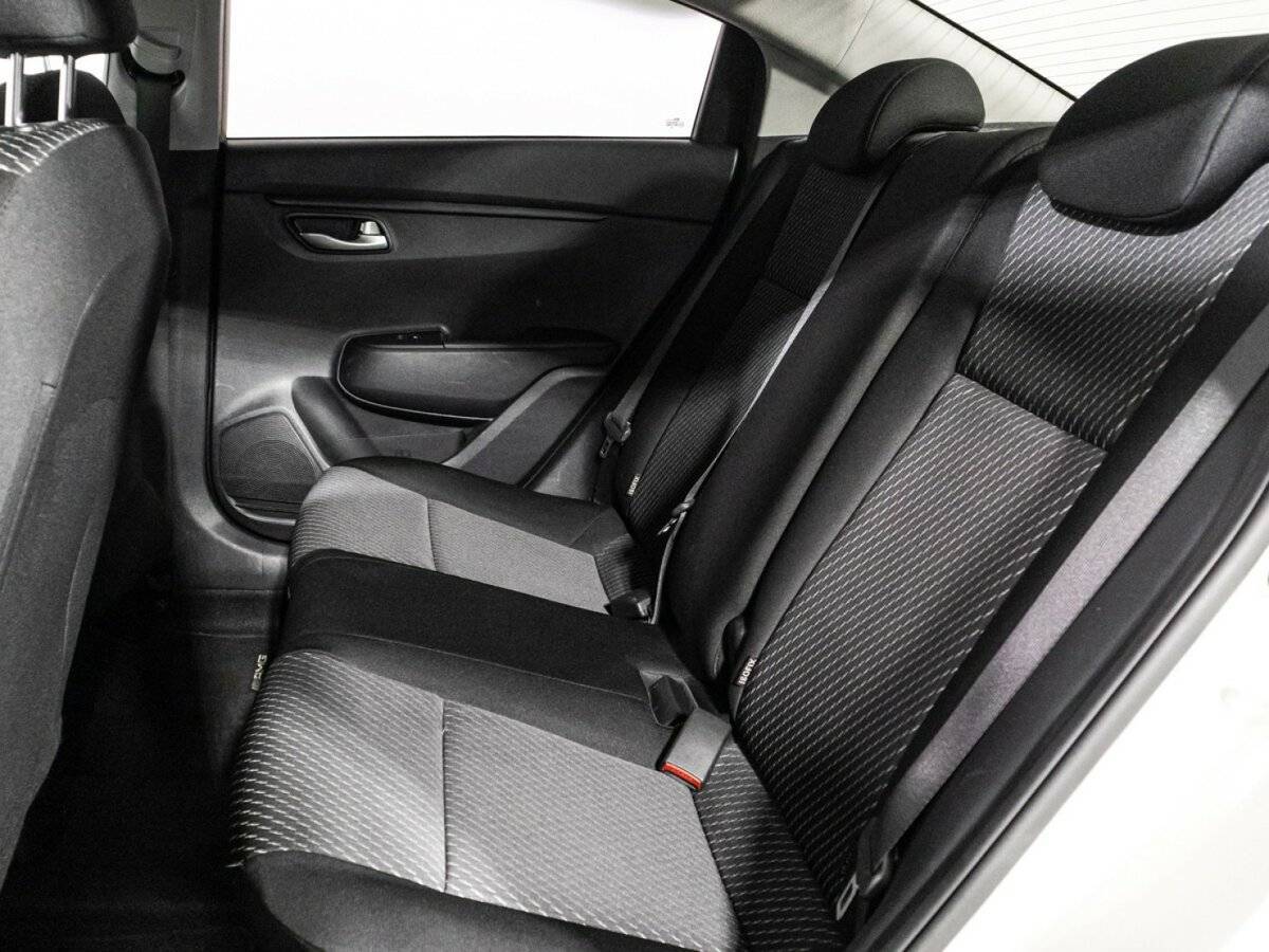 Купить Kia Rio с пробегом. Фото: #9